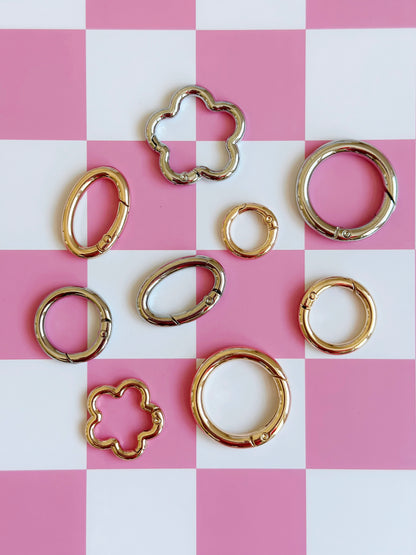 Clasp Necklace