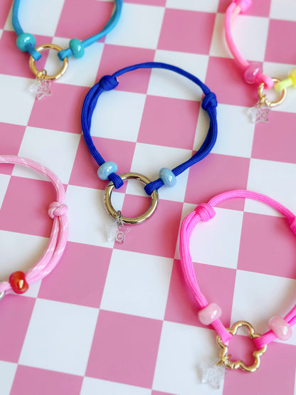 Clasp Necklace